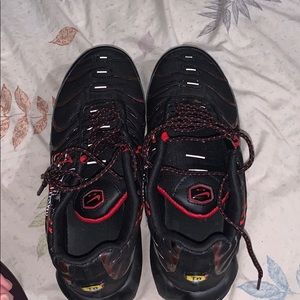 Men’s Nike air maxes